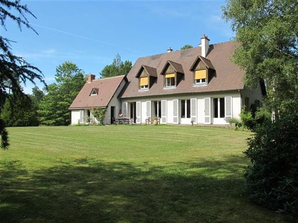 Large Family Home With 25 Hectares..