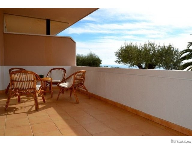 Apartment with sea views - 2