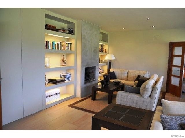 5 Bedrooms - Villa - Girona - For Sale