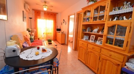 Resale · Apartment · Spain · Costa Bl..