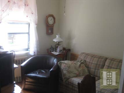 2 bedroom Apartment For Sale: 141 -16.. - 2