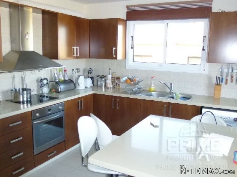 3 Bedrooms - Apartment - Limassol - For.. - 2
