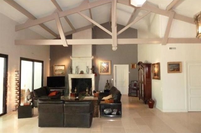 House For Sale: 33000 BORDEAUX - 2