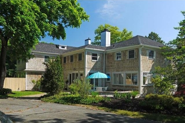 6 bedroom Property For Sale: Main.. - 2