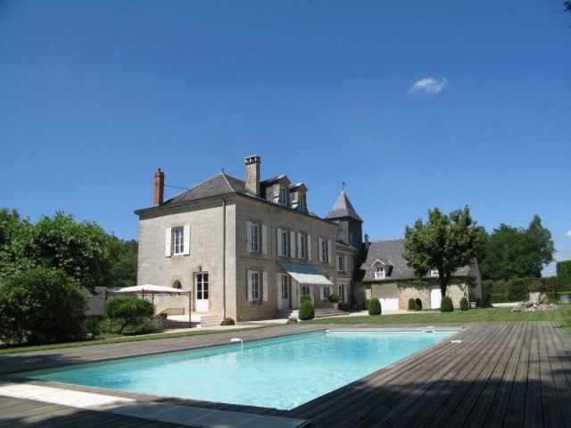 Manoir Dating From 1513 With Complete.. - 2