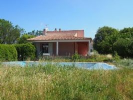 Charming Villa with Pool - 2