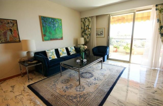 Excellent two bedroom in Lanterne