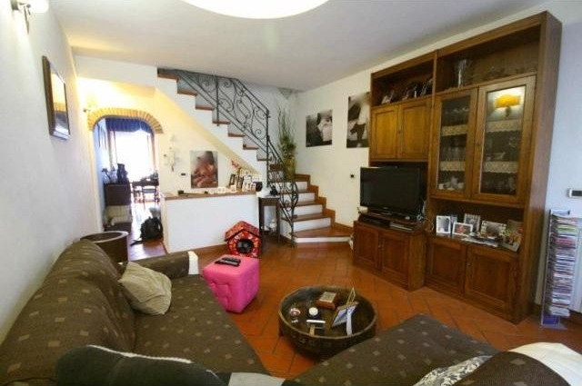 2 Bedrooms - Apartment - For Sale