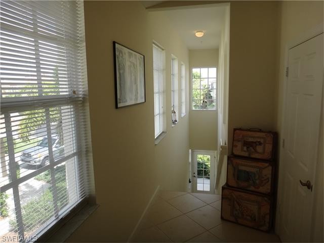 3 bedroom Condominium For Sale: Naples.. - 2
