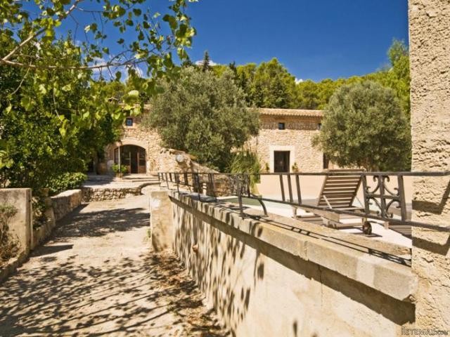 Bodega, antique country house &..