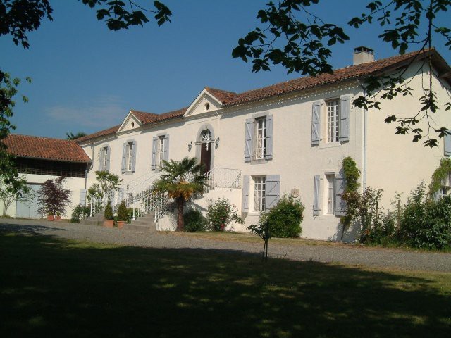 *exclusive Manor In Lovely Town*.. - 2