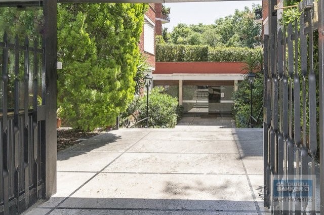 2 Bedrooms - Apartment - For Sale - 2