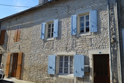 Champagne Mouton: maison avec 3 chambres