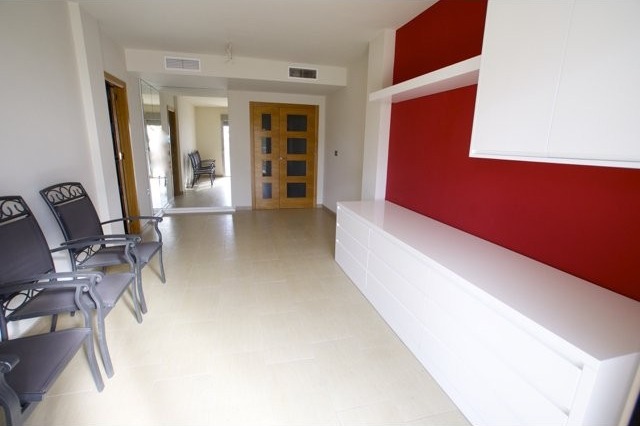 3 bedroom, 2 bathroom Apartment 100m2 - 2