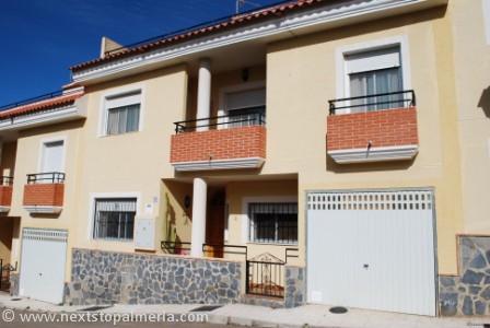 3 bedroom townhouse - Turre
