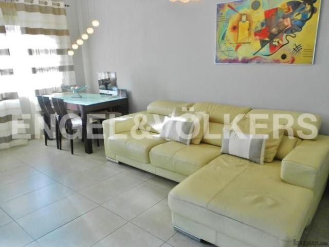 TOWNHOUSE IN EXCELLENT CONDITION IN.. - 2