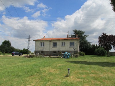 Detached Stone House With Large Garden - 2