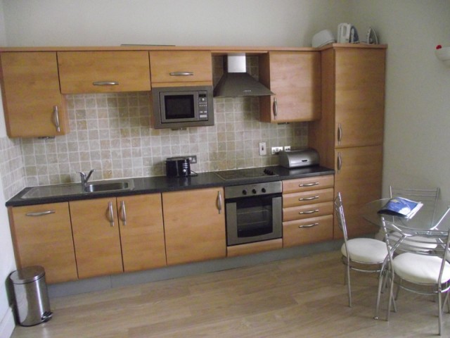 Westcliff, Preston, PR1 8HU - 2