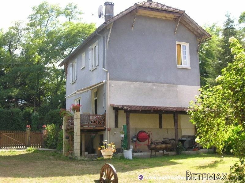 Ref 28215 : Maison De Village