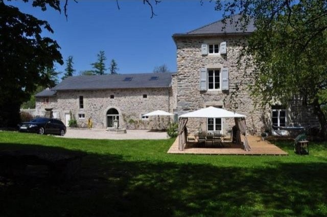 5 bedroom Character For Sale: 43200..