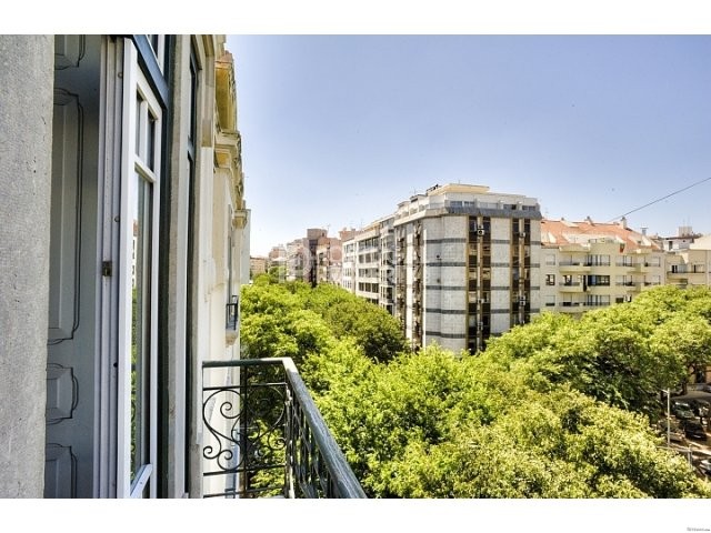 Spectacular Apartment in Avenidas Novas