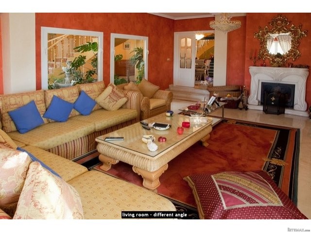 Villa for sale in Benalmadena Costa.. - 2