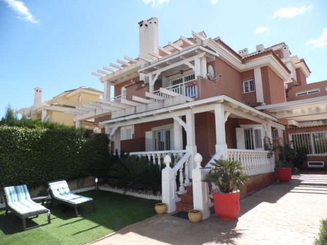 Amazing 3 Bed 2 Bath House