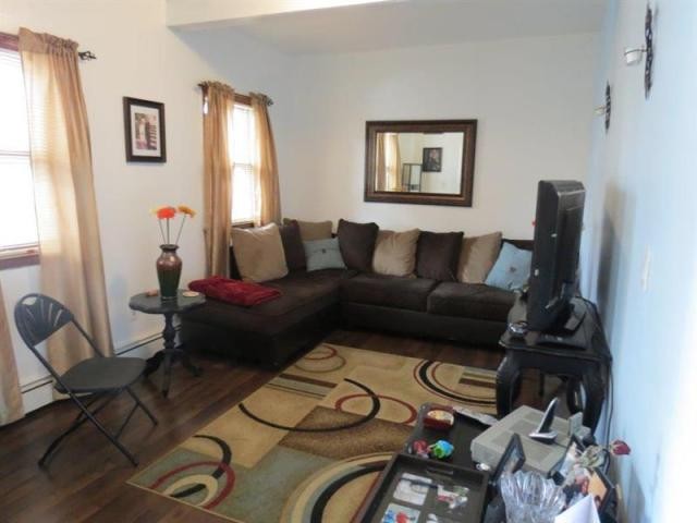 2 bedroom Multi-family For Sale: Sleepy.. - 2