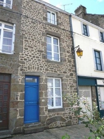 Maison Lassay Les Chateaux 3 Piece(s)..