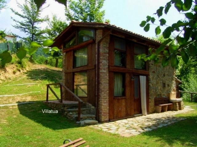 Country/farmhouse - For Sale -.. - 2