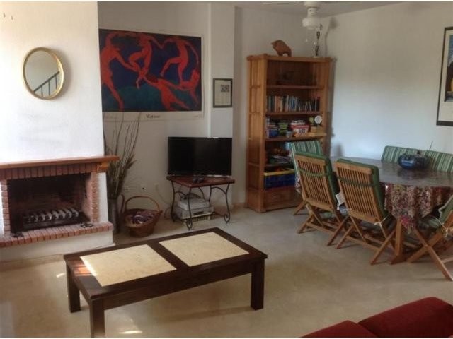 Town House - A big 3 bedroom townhouse.. - 2