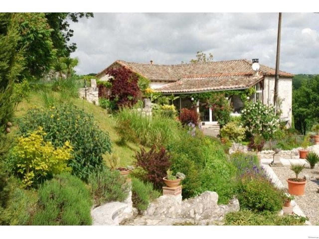 Pretty Quercy Farmhouse With Pool, Gite..