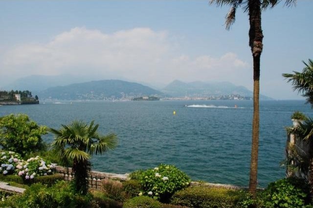 1 bedroom Apartment For Sale: Stresa, IT