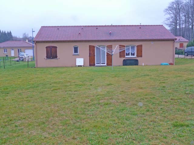 Modern Three-Bedroom Bungalow In The.. - 2