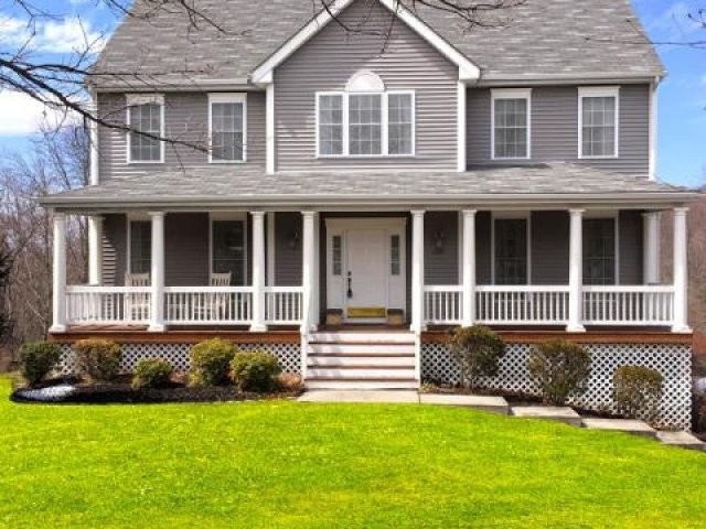 4 bedroom Residence For Sale: Mohegan..