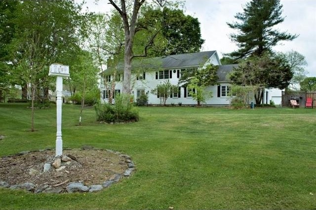 4 bedroom Residence For Sale: Stanford.. - 2