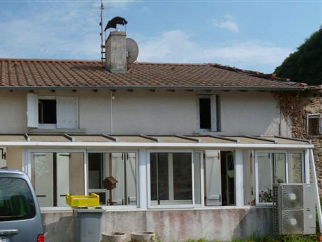 Village House Set On 3,580 m2 Of Garden.. - 2
