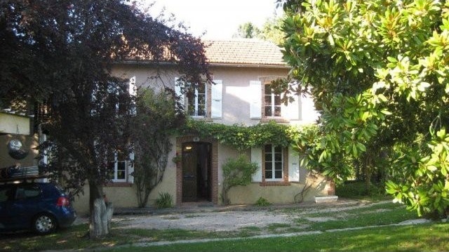 *cosy And Attractive House* Saint..