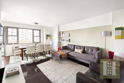 2 bedroom Apartment For Sale: 100 WEST..