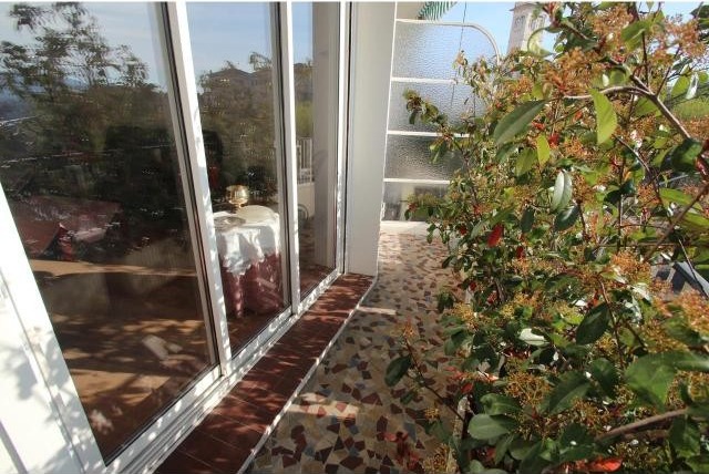 Two bed renovation in Cimiez - 2