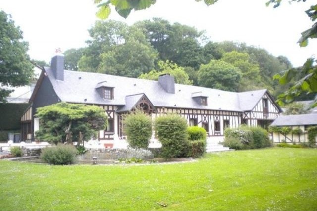 5 bedroom Longere For Sale: 76290 LE..