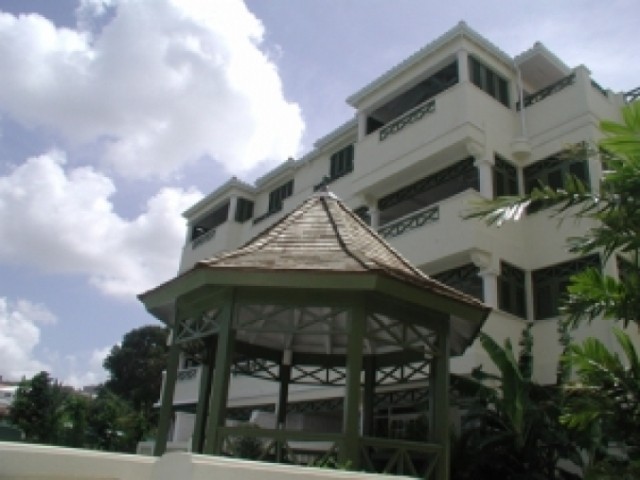 3 bedroom Property For Sale: Summerland..