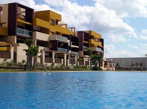 El Bosque II Apartments