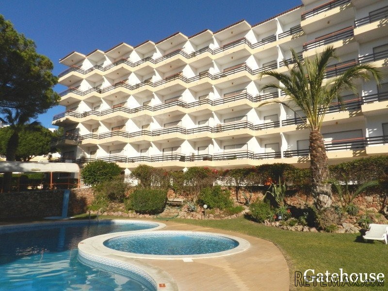 Vilamoura Algarve Apartment For Sale