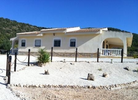 3 bedroom Villa For Sale: Pinoso