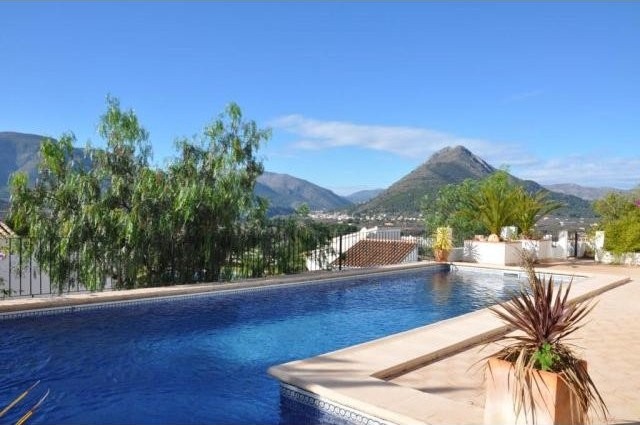 4 Bedrooms - Villa - Alicante - For Sale - 2