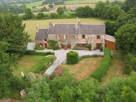 Stunning Rural Property with Outbuilding