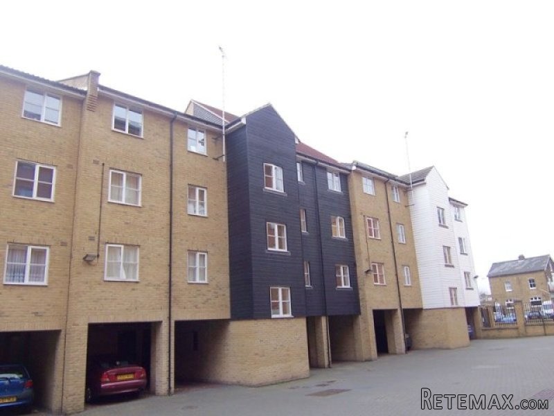 - Kent - For Sale