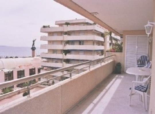 Apartment for sale in Puerto Banus..