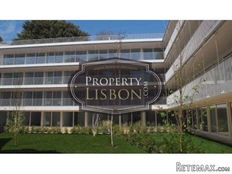 Newly Built, Luxury T5 Lisbon Apartment - 2
